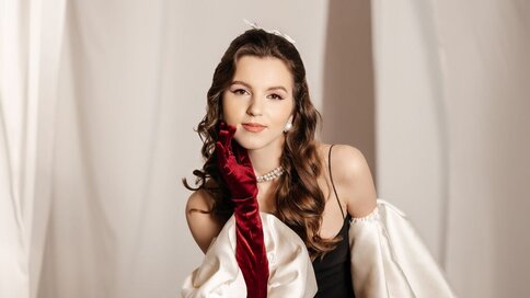 Discover AmaliaLimas VIP show