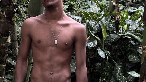 Discover AndresMegia VIP show