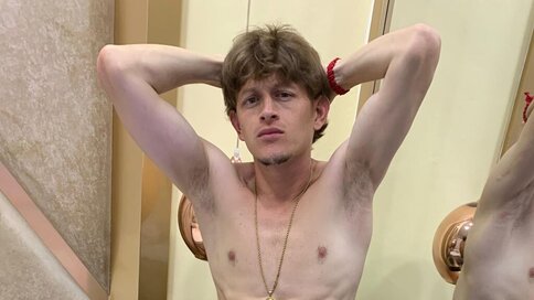 Discover AnthonyKingg VIP show