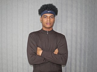 Discover ChrisHenao VIP show