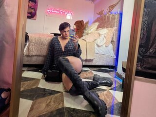 Discover DilanGrey VIP show