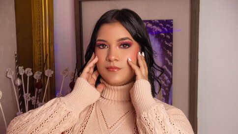 Discover EmiliReyes VIP show