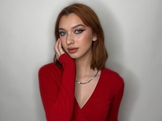 Discover FalineHartell VIP show