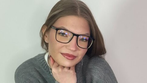 Discover HarrietteCarn VIP show