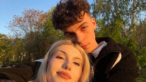 Discover JamesandAice VIP show