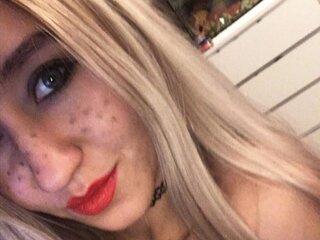 Discover JuliaMish VIP show