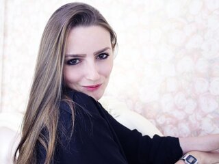 Discover LilianJenkins VIP show