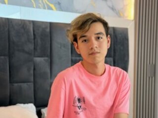 Discover MalikRivers VIP show