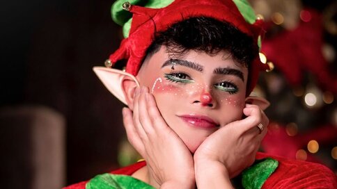 Discover StevPerez VIP show