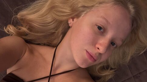 Discover SummerMiln VIP show